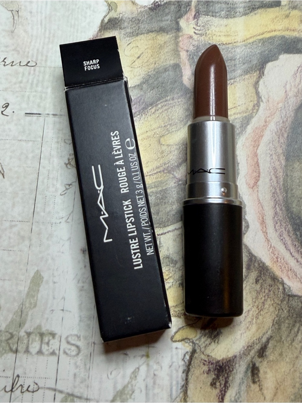 MAC COSMETICS SHARP FOCUS Lustre Lipstick Limited VERY RARE!